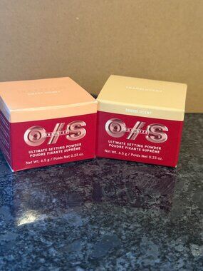 Two (2) ONE/SIZE O/S Ultimate Blurring Loose Setting Powders - BNIB 0.23 oz